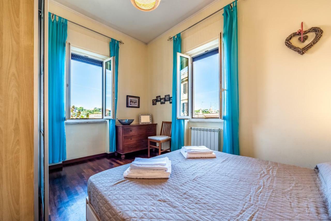 Gallo's Holidays St Peter Apartment Rome
